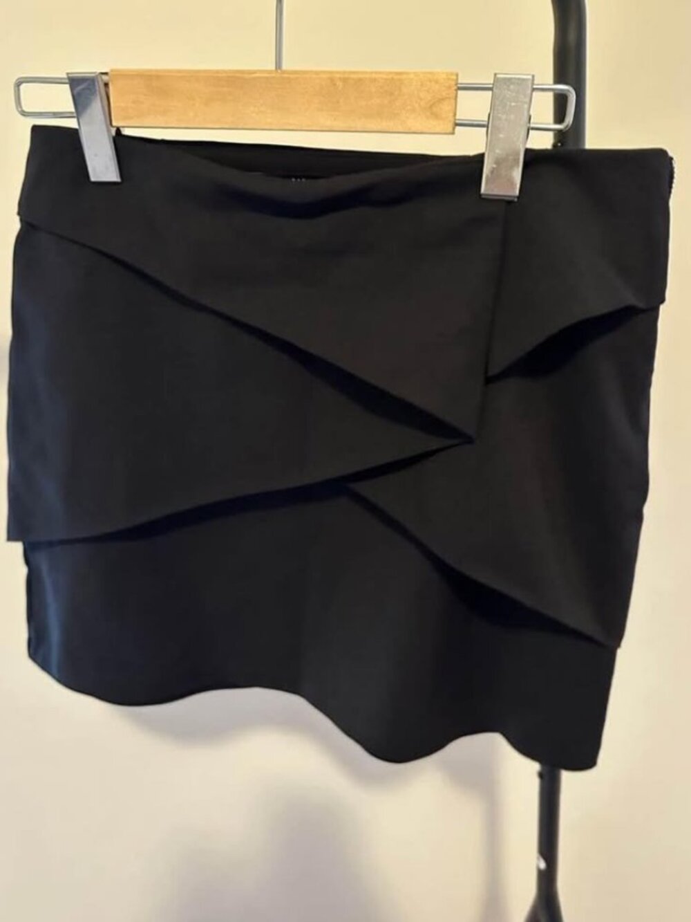 Zara Black Layered Mini Skirt – Size M